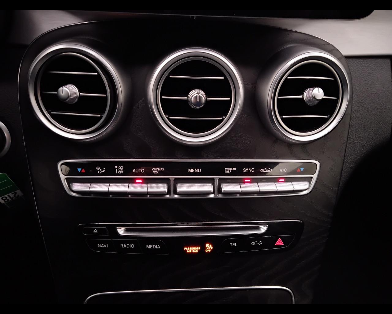 Mercedes-Benz Classe C-A205 2016 Cabrio - C Cabrio 220 d Premium auto