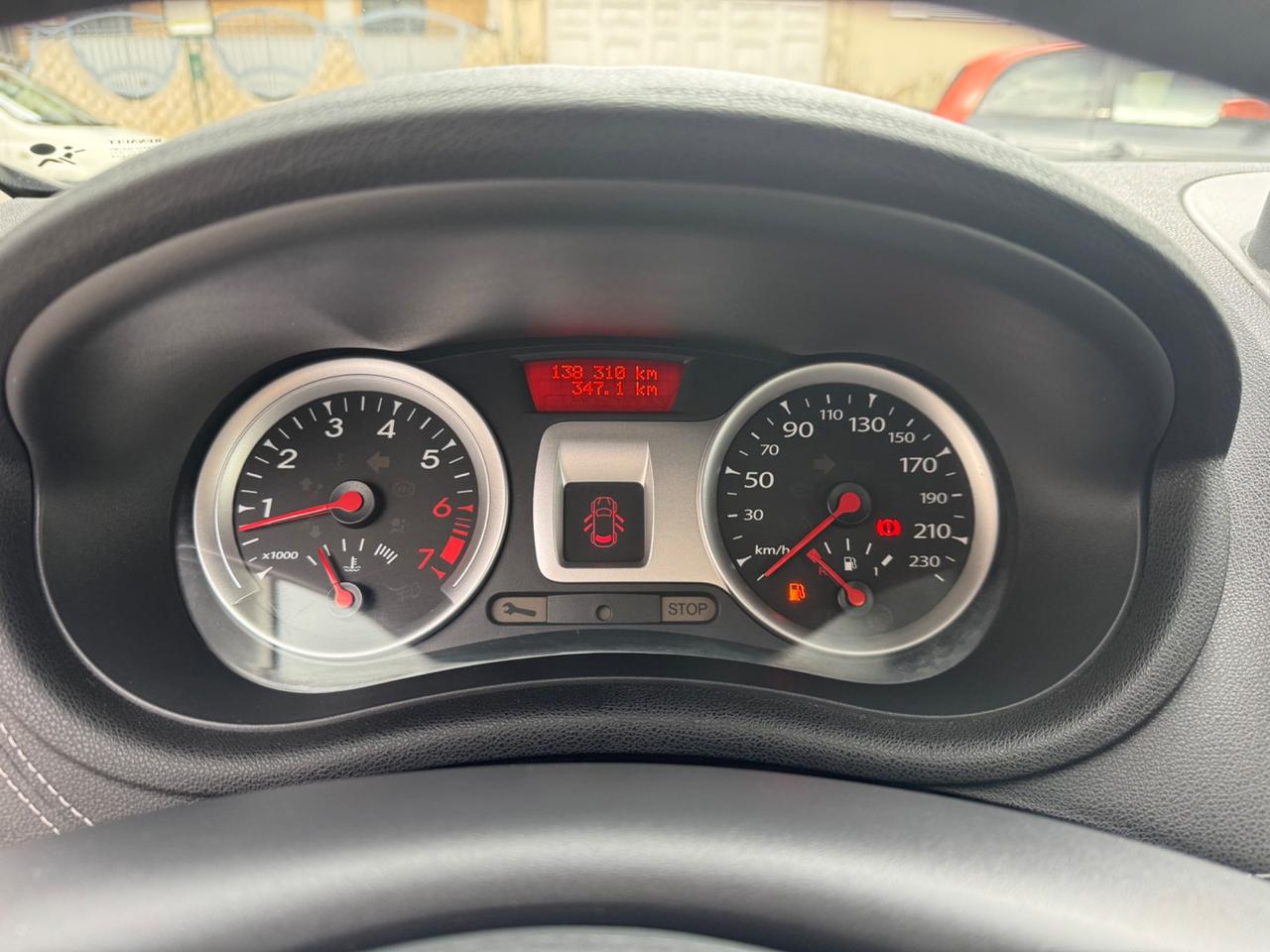 Renault Clio 1.2 GPL 75CV 20th 2011