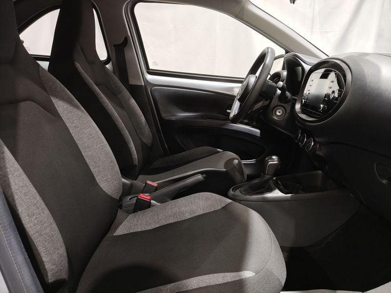 Toyota Aygo X Aygo X 1.0 VVT-i 72 CV 5 porte Active S-CVT