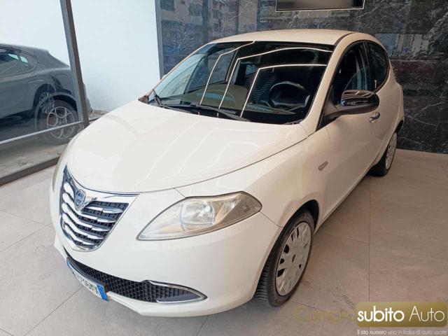 LANCIA Ypsilon 1.2 69 CV 5 porte S&S Platinum