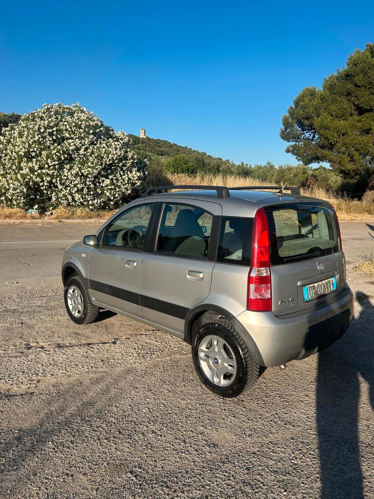 Fiat Panda 1.3 MJT 16V 4x4 Monster