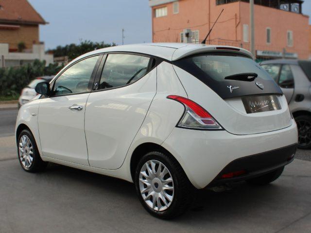 LANCIA Ypsilon 1.2 69 CV 5 porte Silver