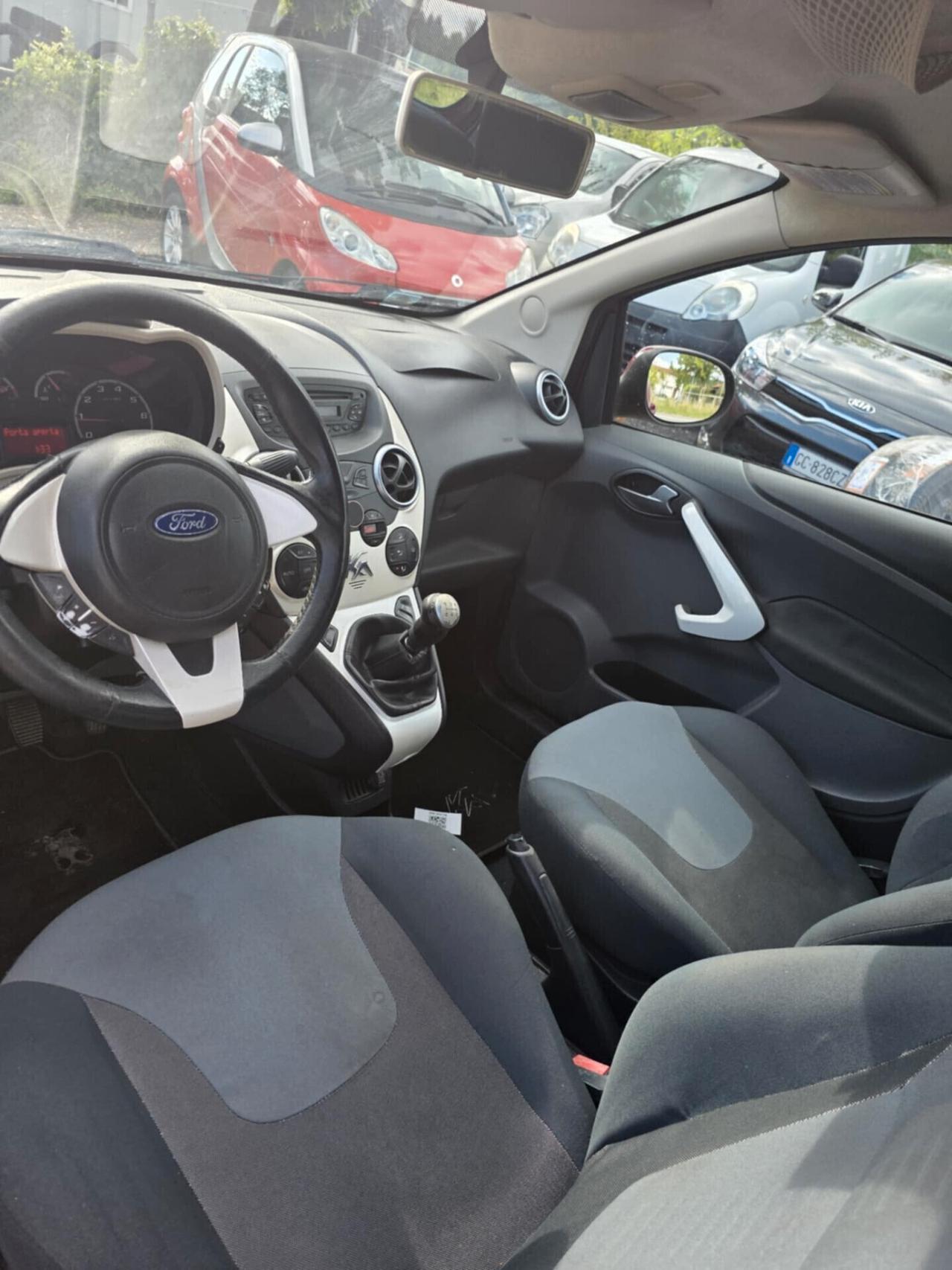 Ford Ka Ka+ 1.2 8V 69CV Titanium