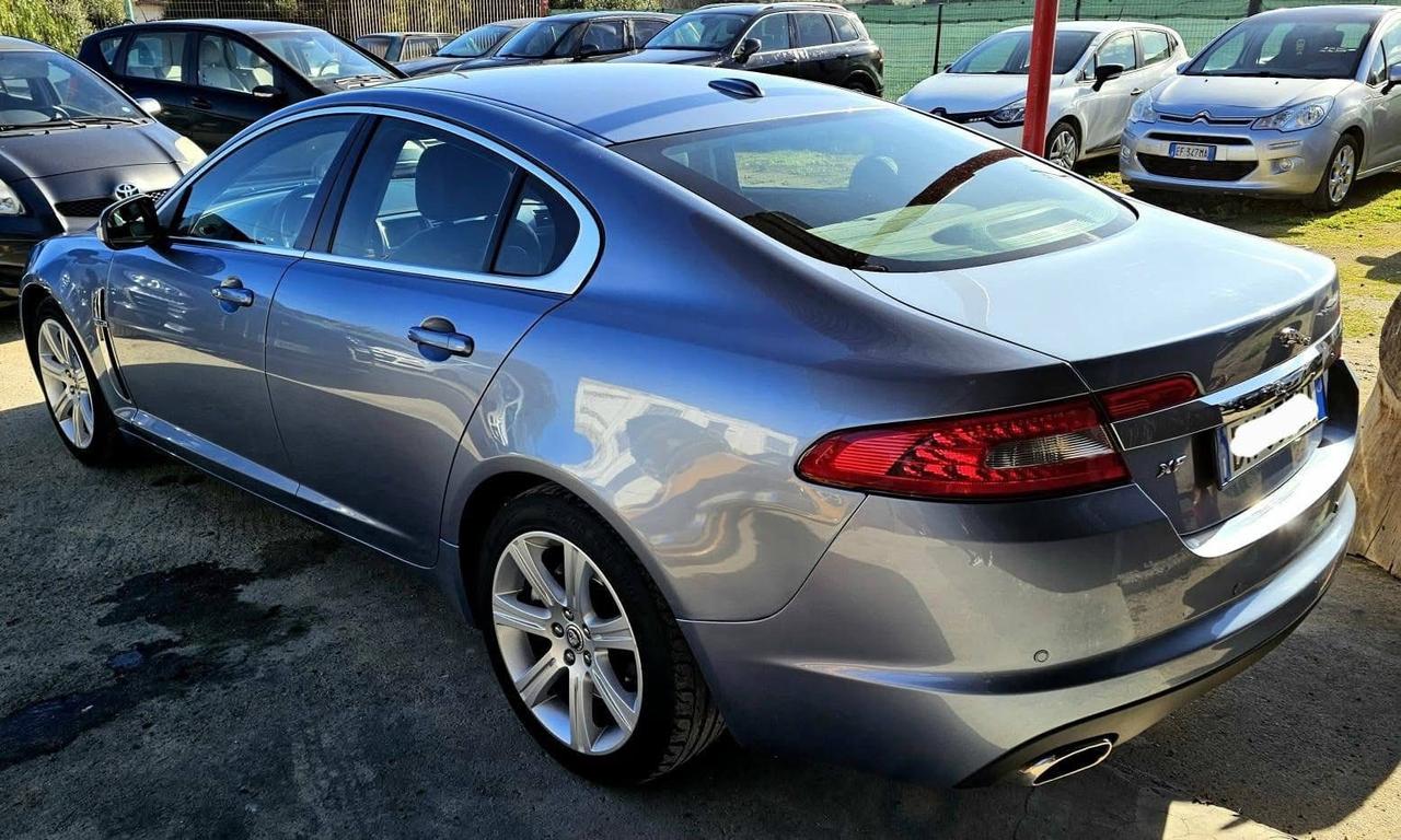 Jaguar XF 2.7D V6 Premium Luxury