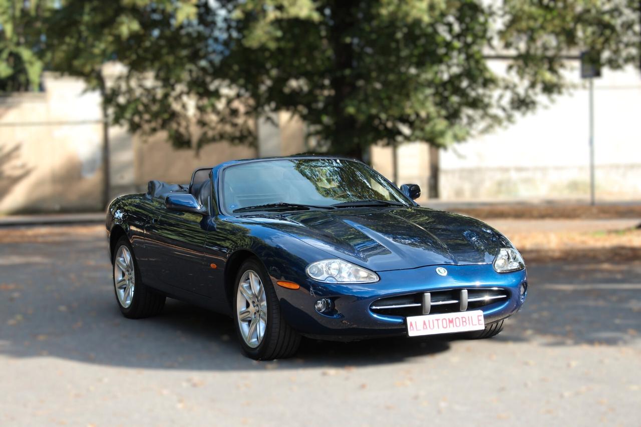Jaguar XK * Sapphire Blue* Service completo*