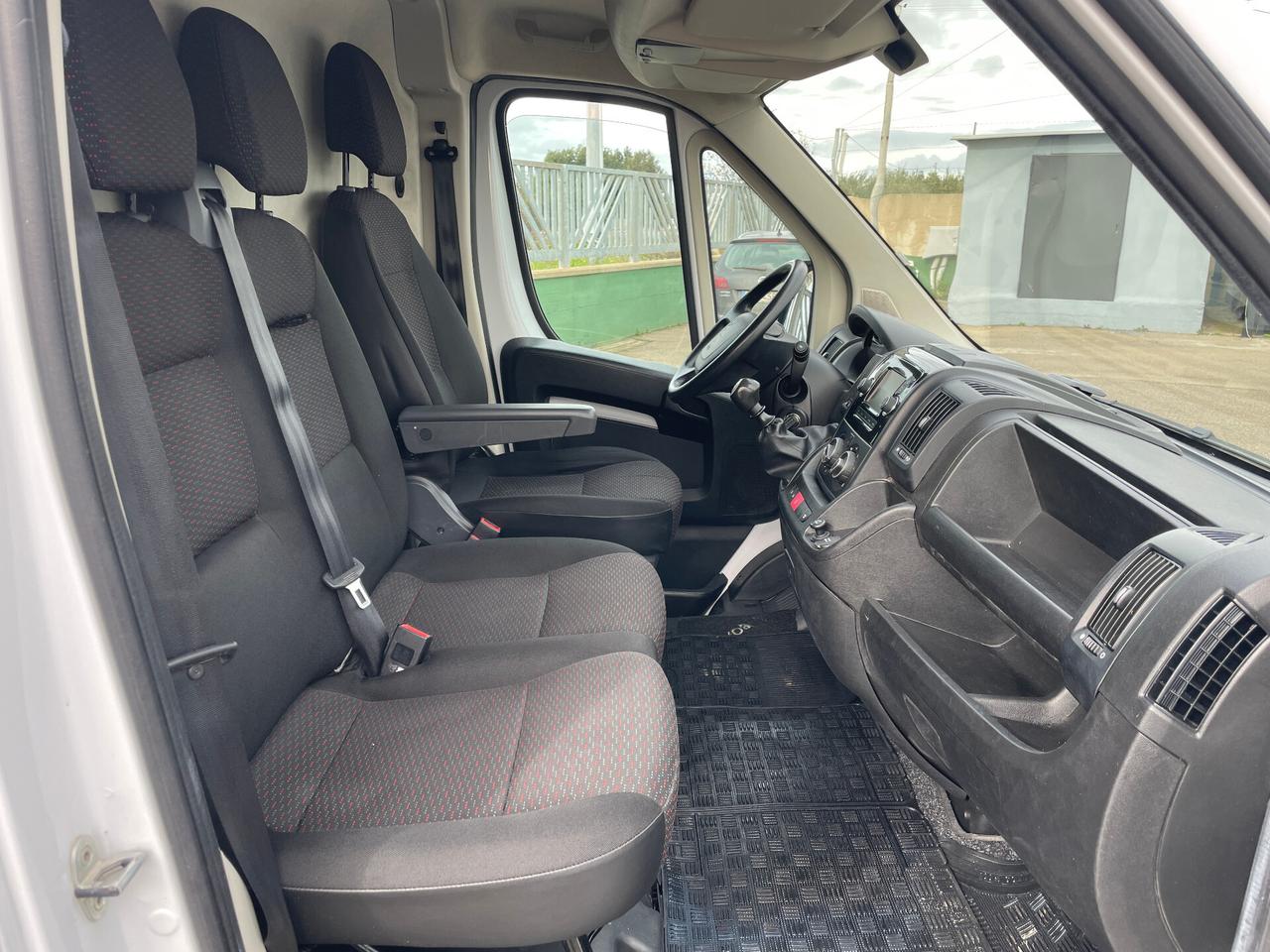 Peugeot Boxer L1H1 2.2 Bluehdi 140cv