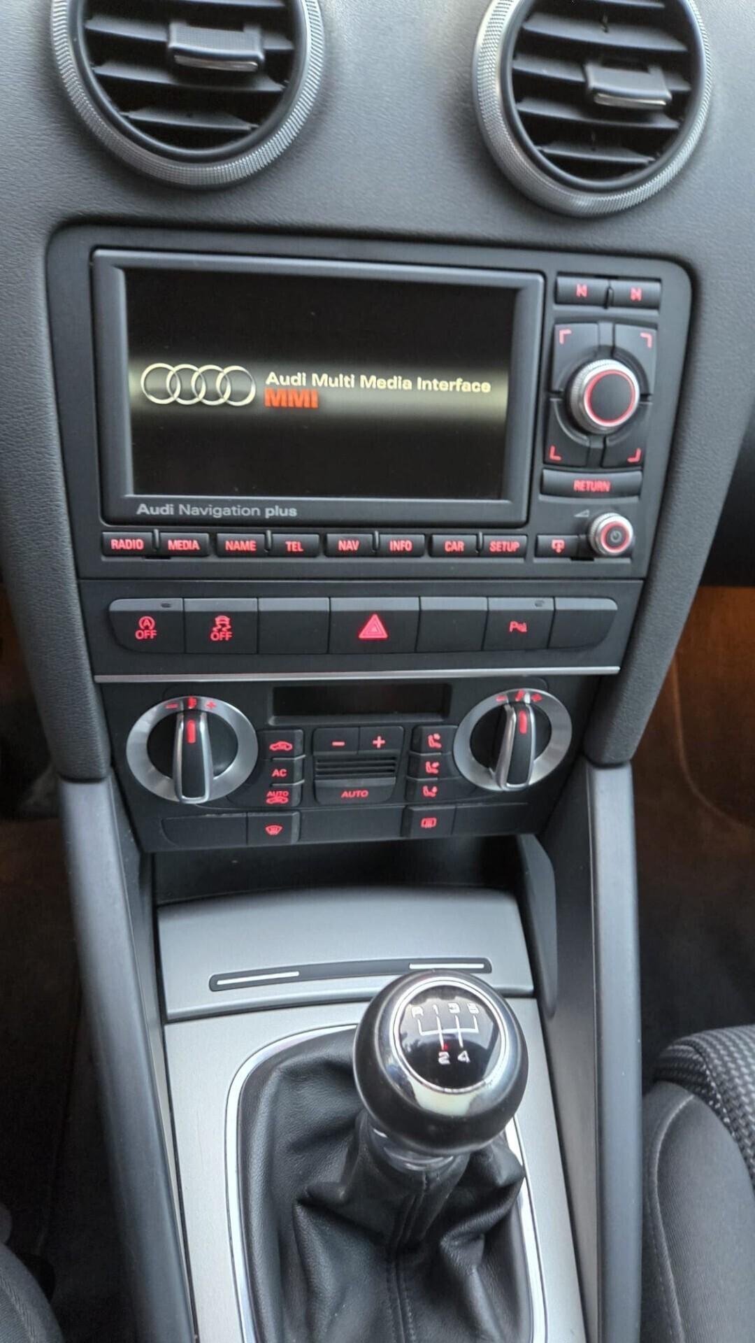 Audi A3 SPB 1.6 TDI 105 CV x Neopatentati