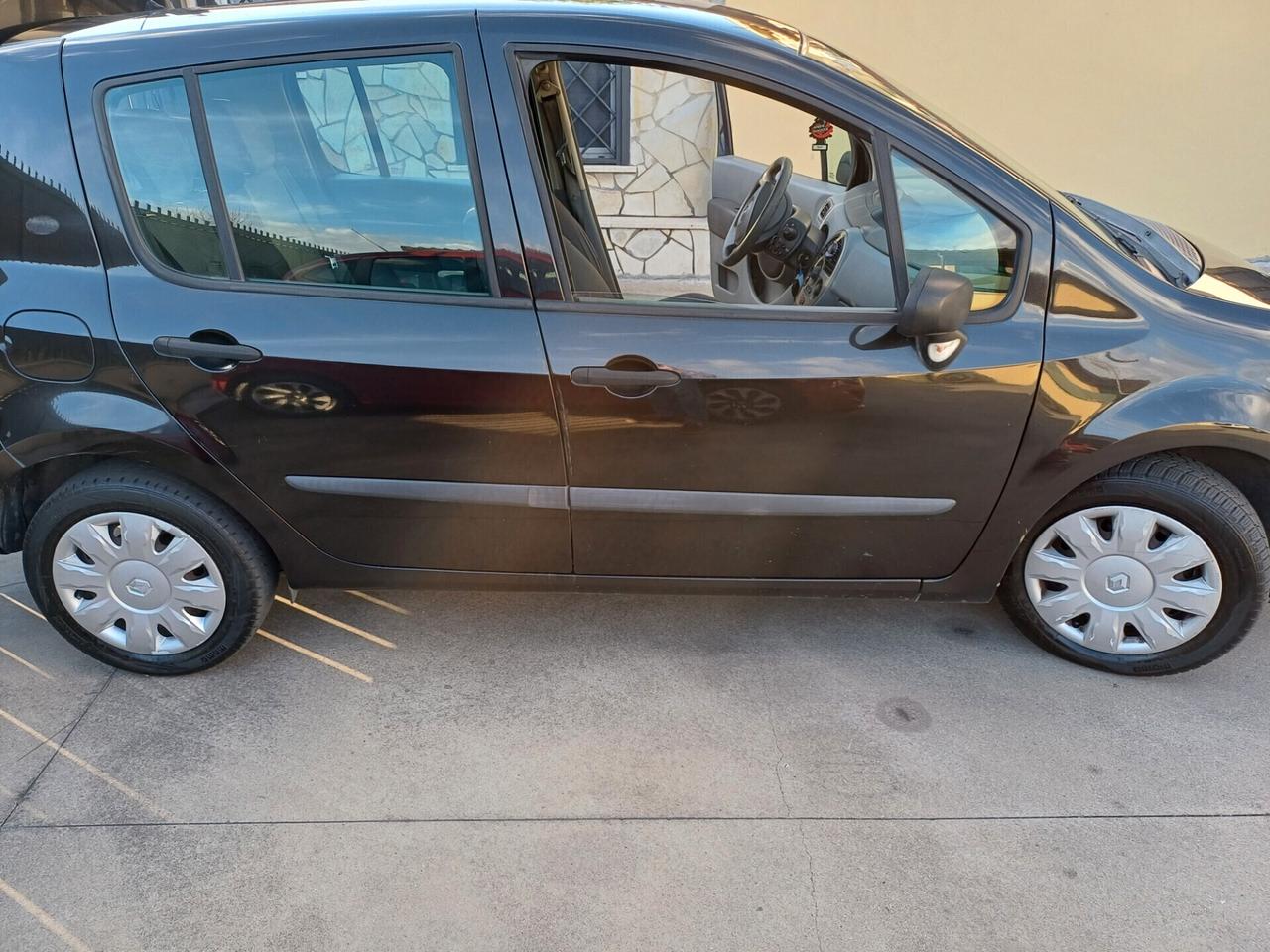 Renault Modus 1.5 dCi 85CV Dynamique