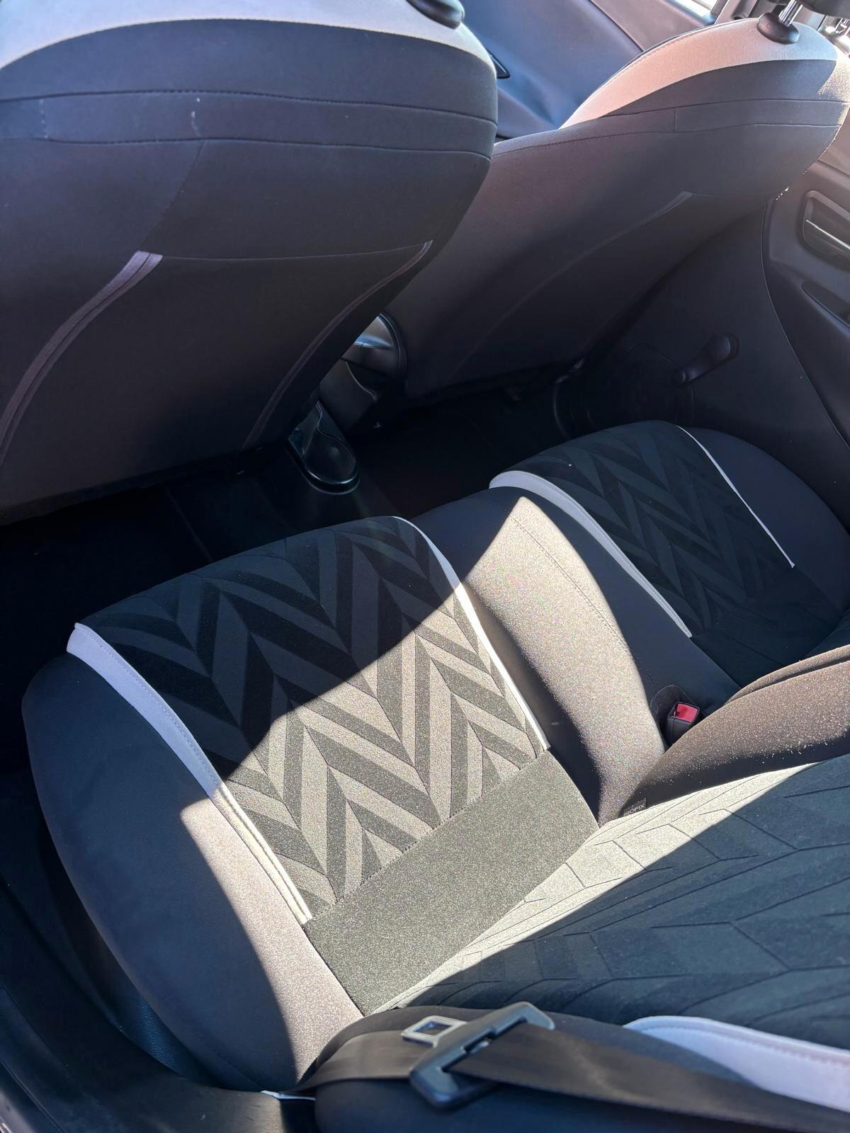 Lancia Ypsilon 0.9 TwinAir 85 CV 5 porte Metano Ecochic Platinum