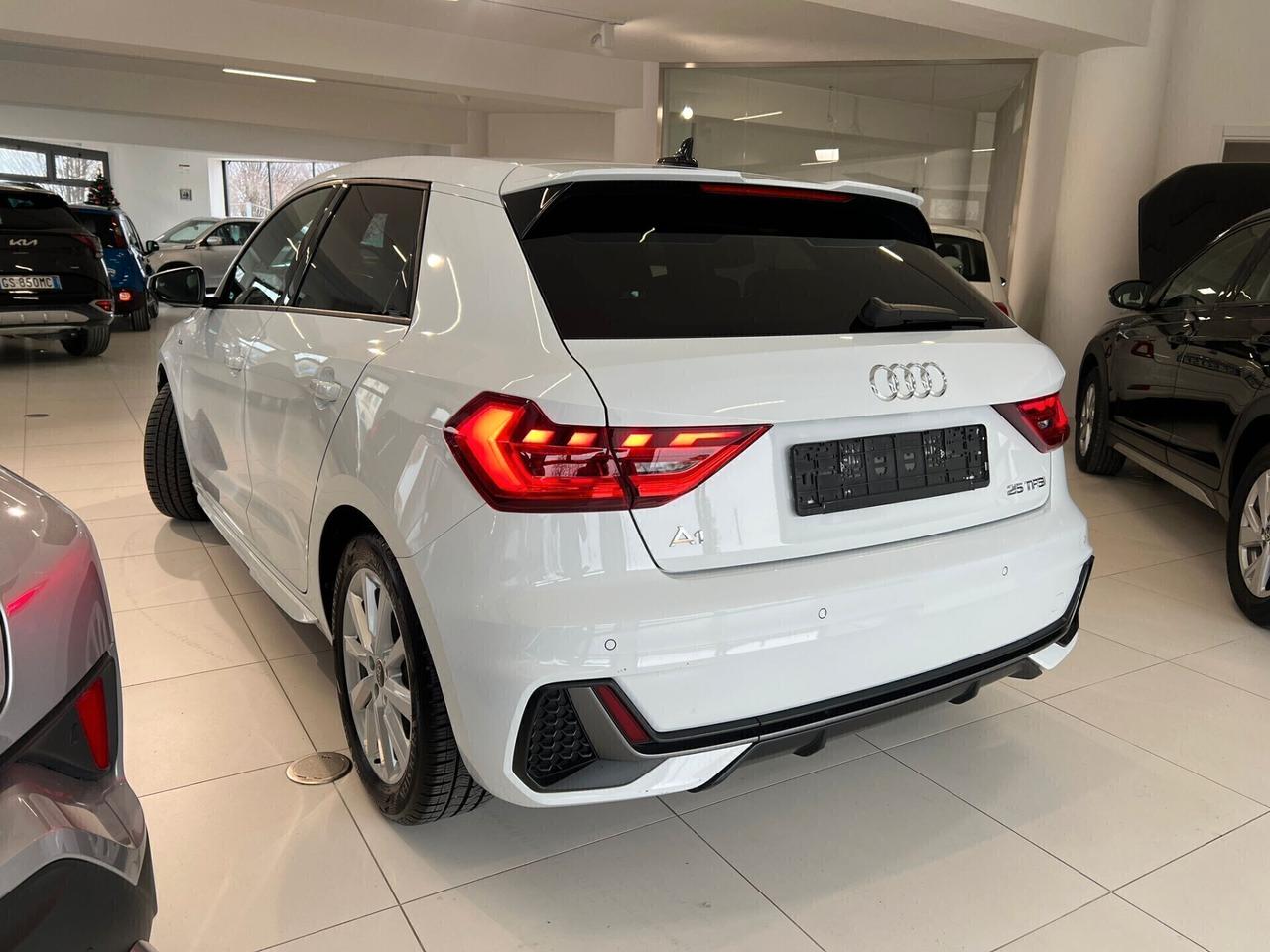 Audi A1 SPB 25 TFSI S tronic line edition