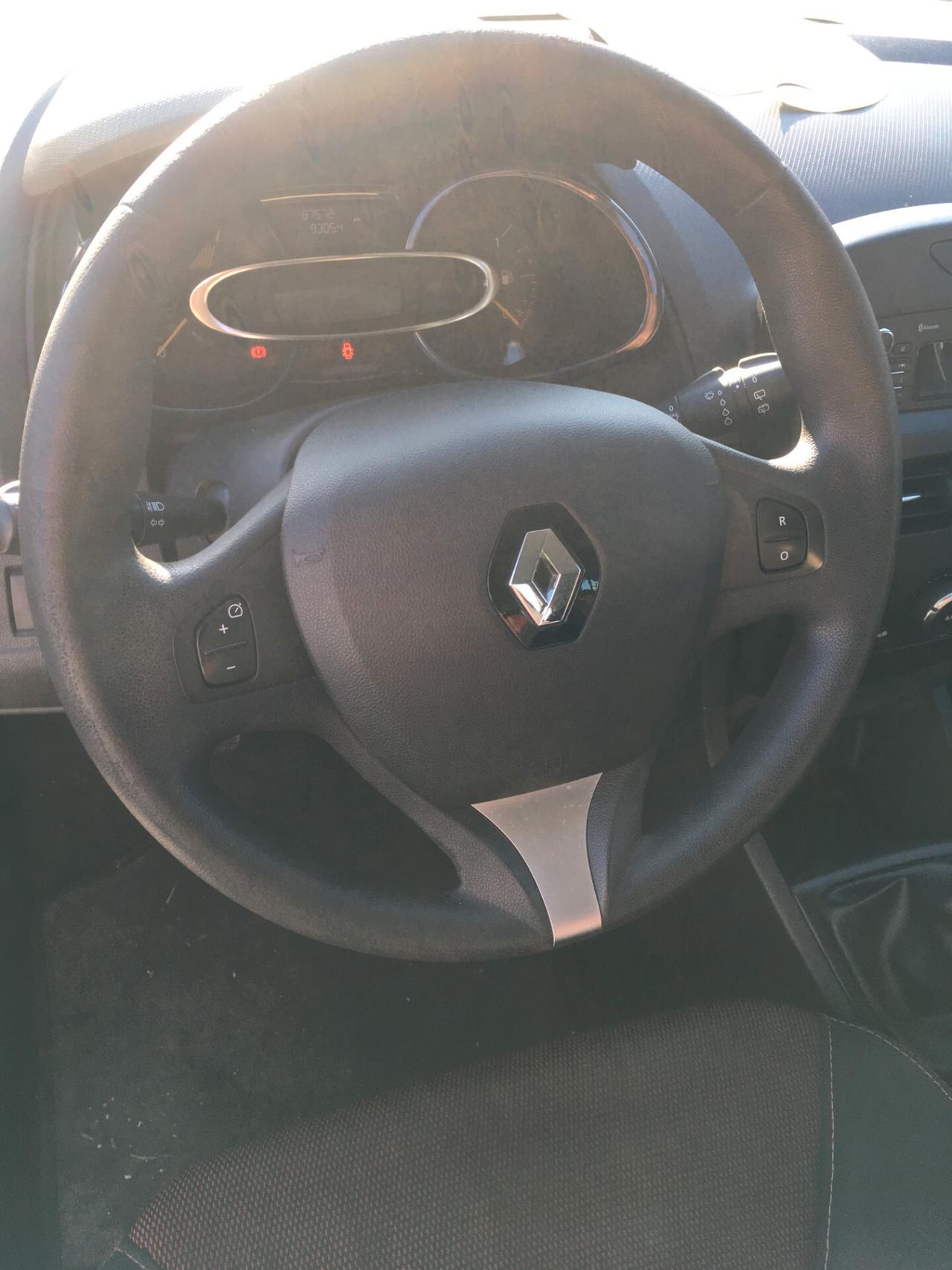 Renault Clio 1.2 75CV 5 porte Zen