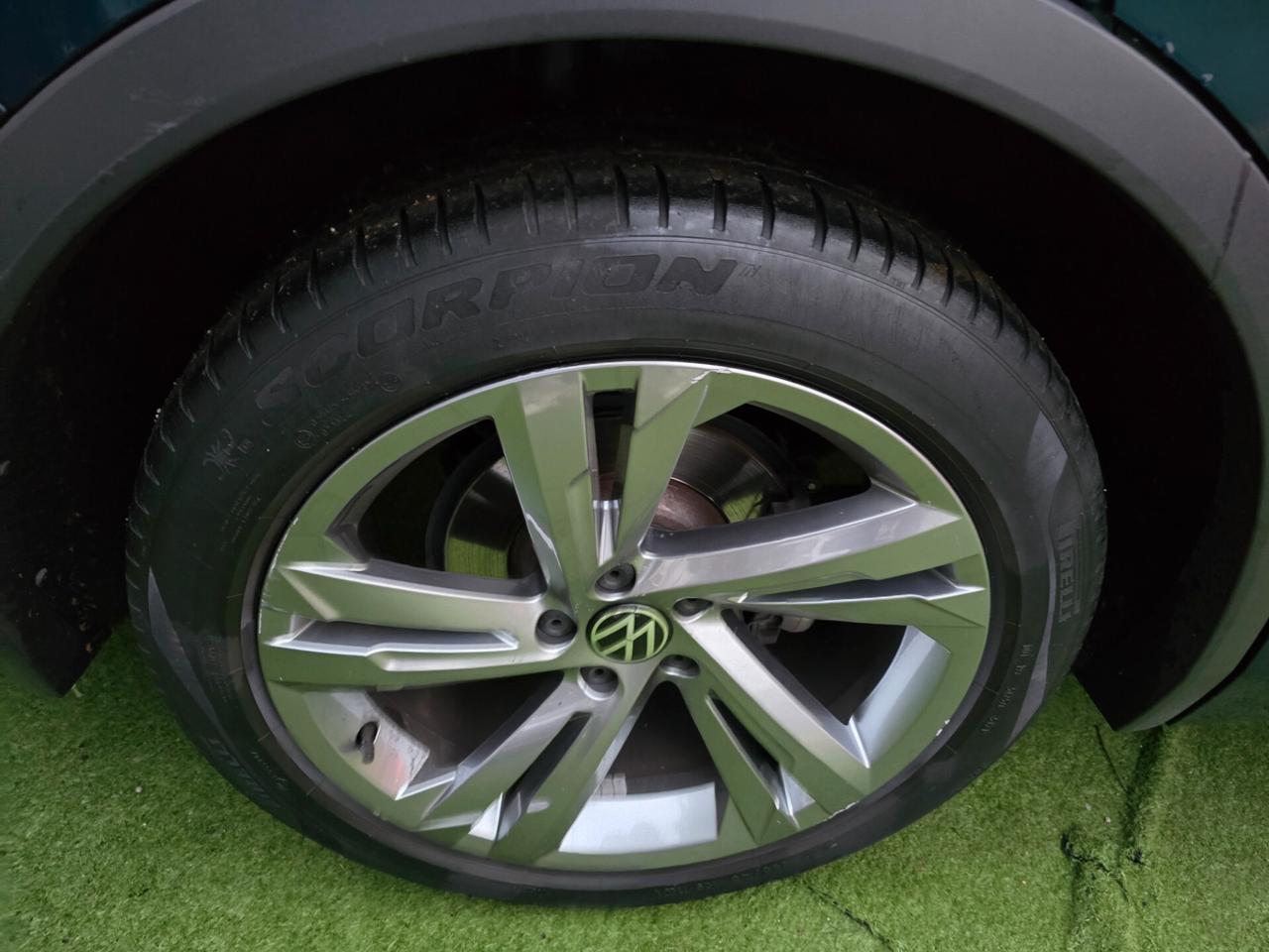 VW Tiguan 2.0 TDI 150 CV DSG R-Line -2022