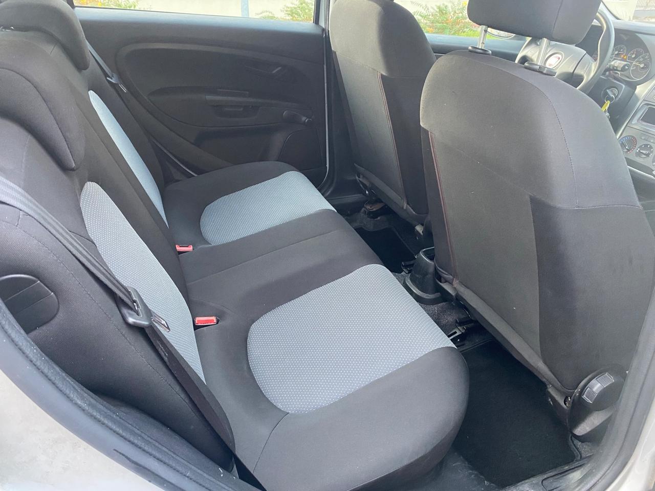 Fiat Punto 1.4 8V 5 porte Natural Power Street