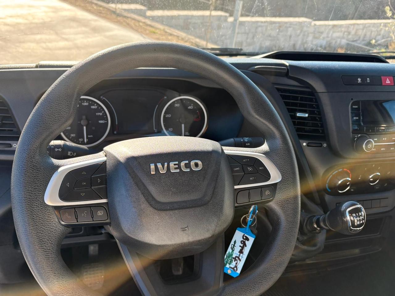 Iveco Daily RIBALTABILE TRILATERALE 35C12