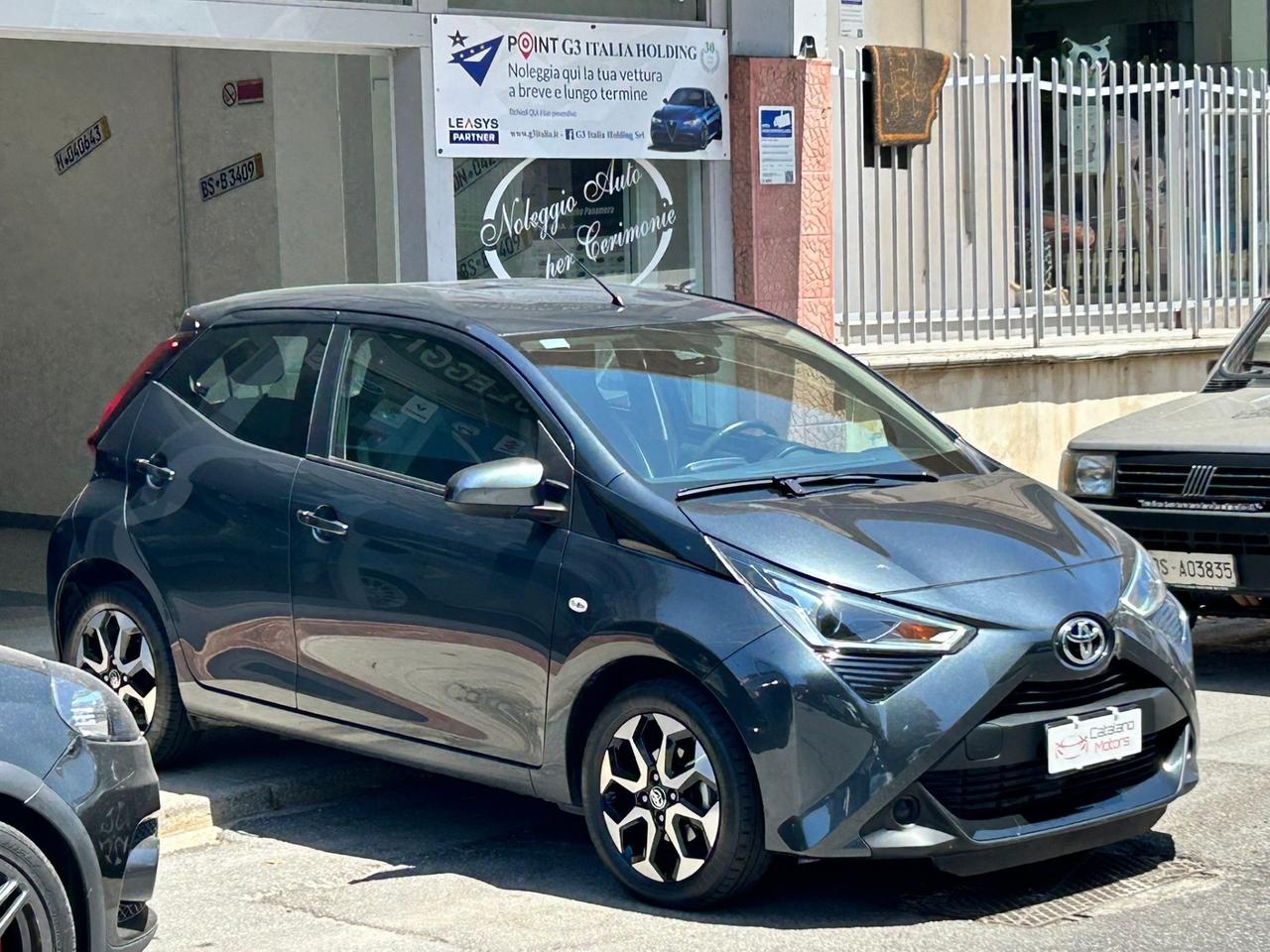 Toyota Aygo Connect 1.0 VVT-i 72 CV 5 porte x-cool MMT