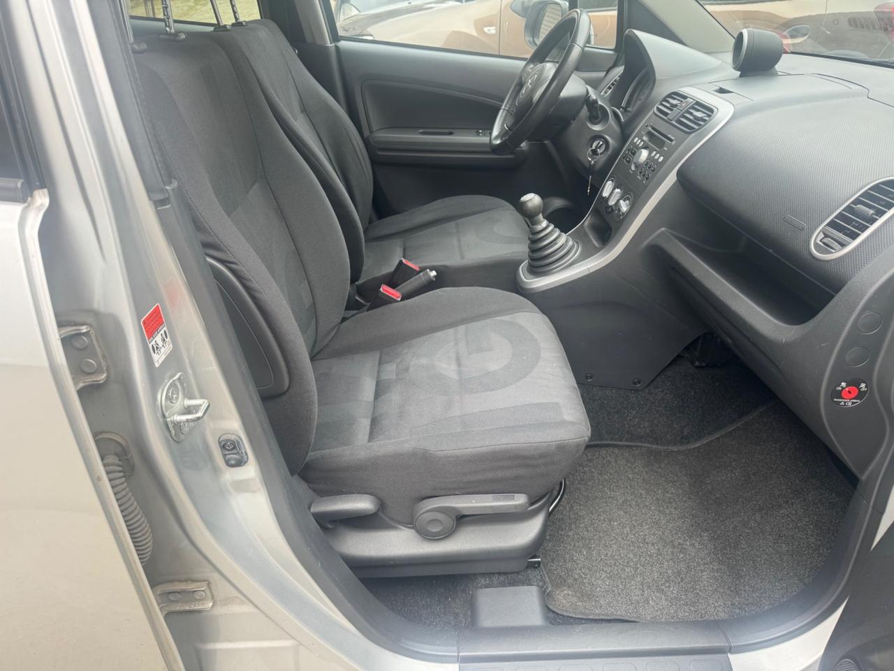 Opel Agila 1.2 16V 86CV Enjoy 2010