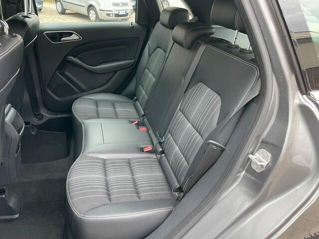 Mercedes-benz B 180 BlueEFFICIENCY Premium