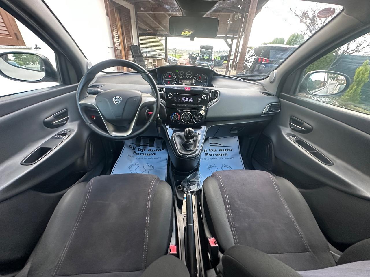 Lancia Ypsilon 1.2 69 CV 5 porte GPL Ecochic Platinum