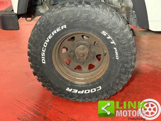 LAND ROVER Defender 90 2.5 Td5 S.W.