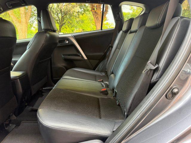 TOYOTA RAV 4 2.0 D-4D 2WD 143CV UNIPROPRIETARIO