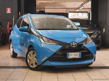 TOYOTA Aygo 1.0 VVT-i 69 CV 5p. x-play TSS