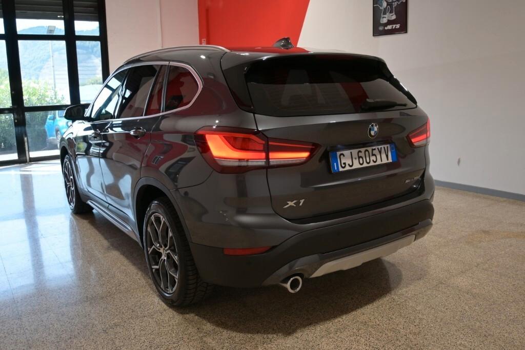BMW X1 sDRIVE 16D STEPTRONIC XLINE PLUS