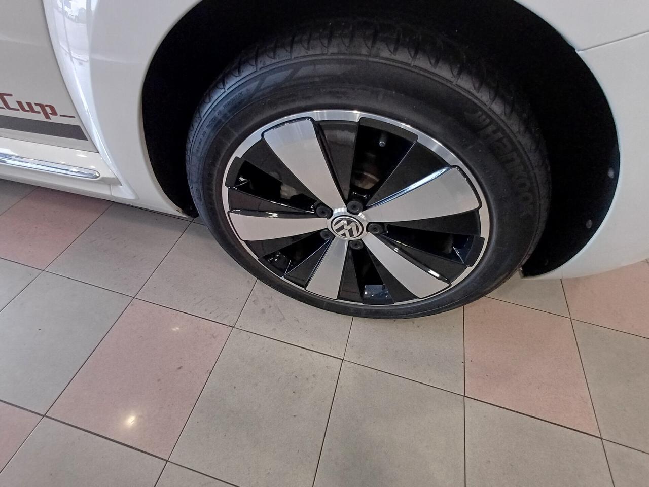 Volkswagen Maggiolino Cabrio 1.2 TSI CUP adatta a neopatentati