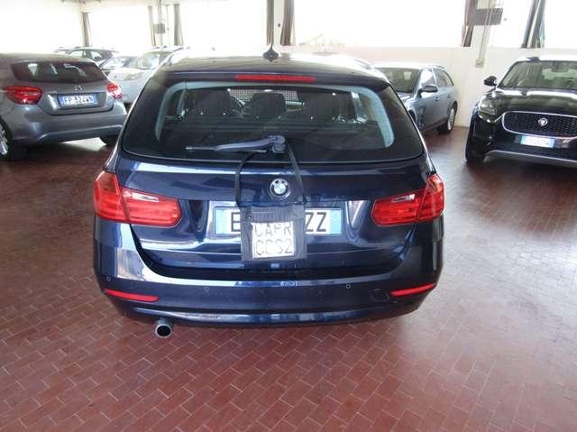 BMW 320 320d Touring xdrive Business auto