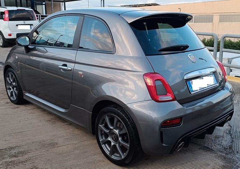 Abarth 595 1.4 Turbo T-Jet 165 CV