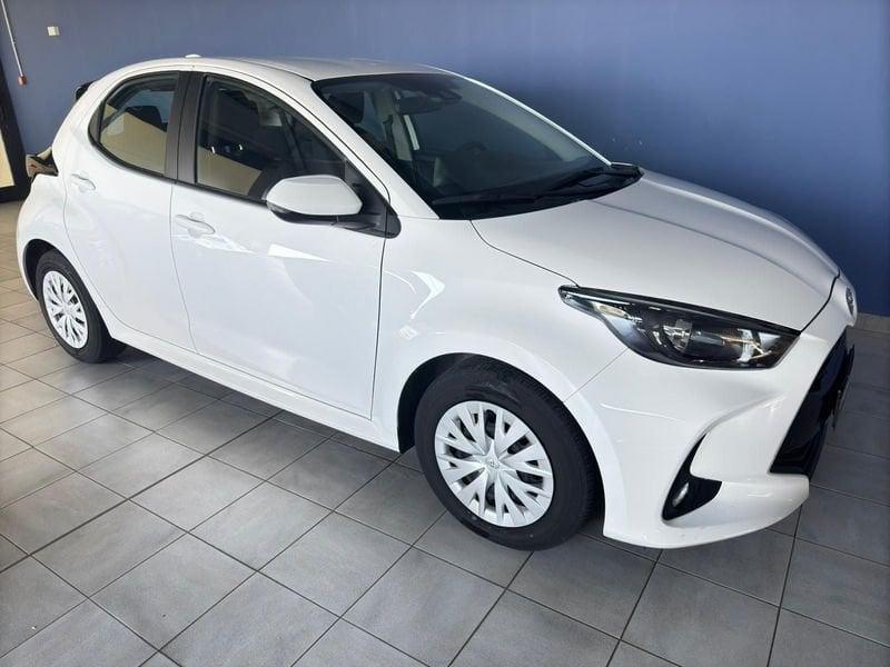 Toyota Yaris 1.0 5 porte Active