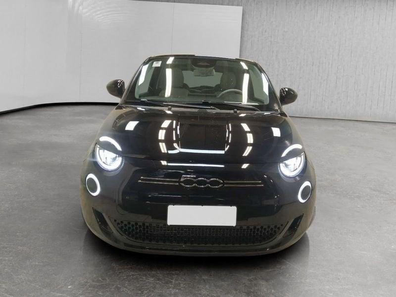 FIAT 500 500e 42 kWh La Prima