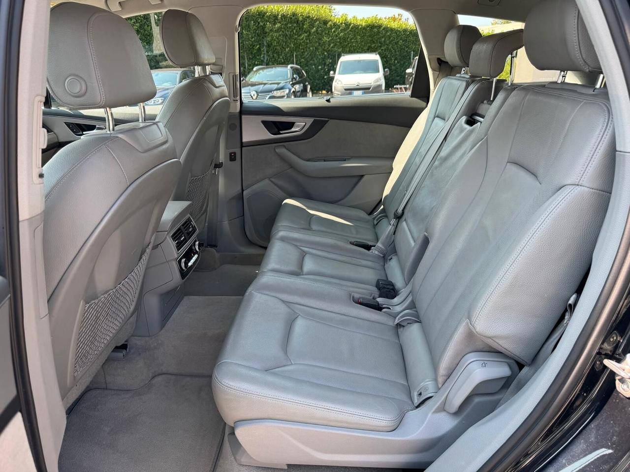 Audi Q7 3.0 TDI 218 CV ultra quattro tiptronic Business Plus