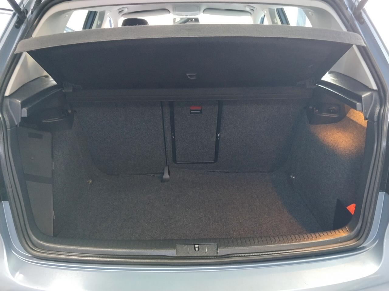 Volkswagen Golf 1.4 benzina CON GARANZIA