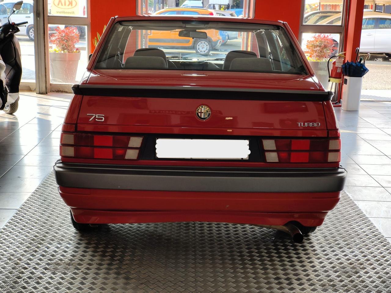 Alfa Romeo 75 1.8i turbo America