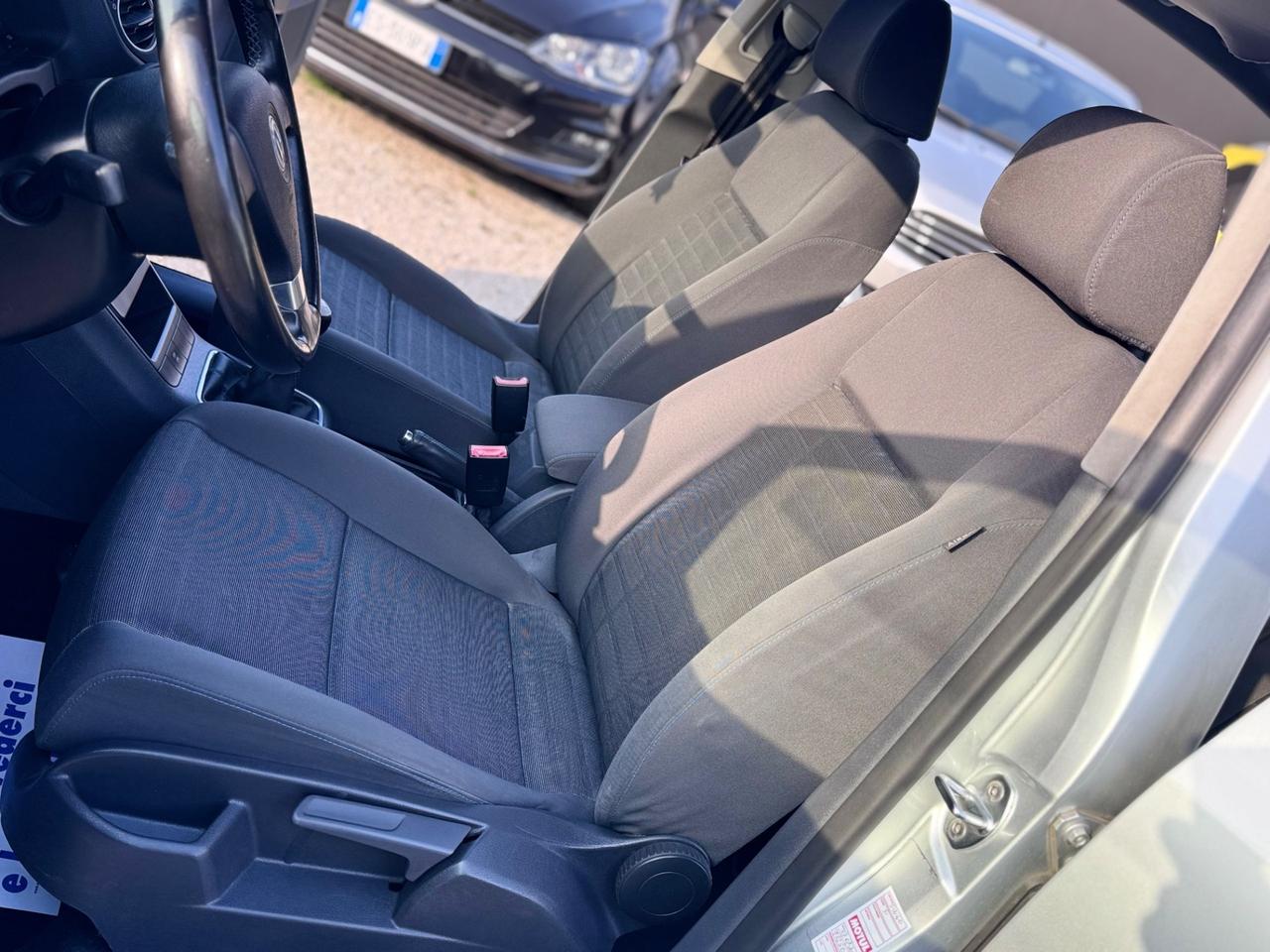 VW GOLF PLUS 1.6 BENZINA 105cv - 2008