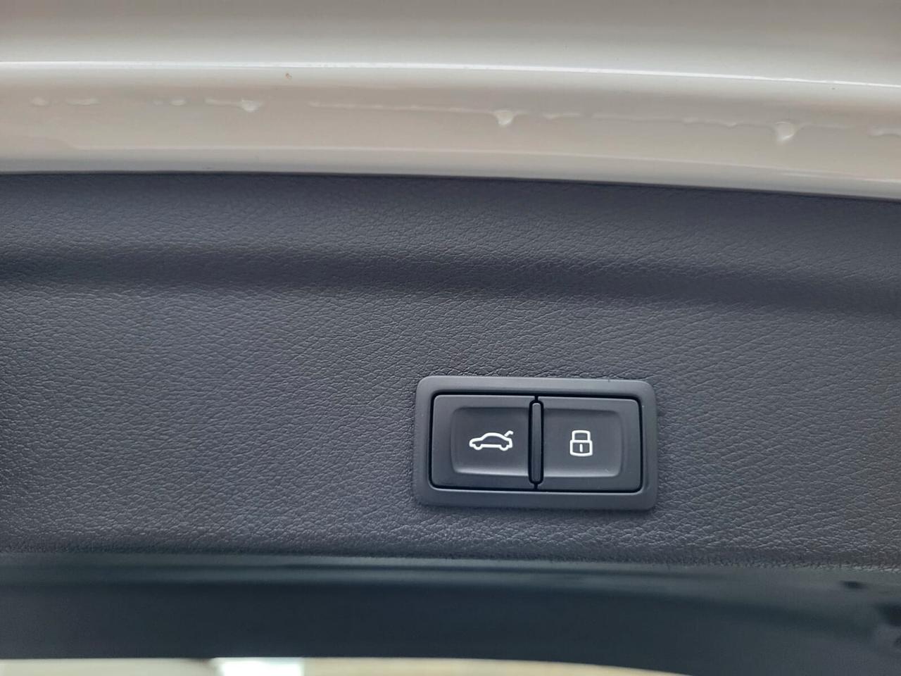 Audi Q3 S.P. 2.0 TDI 150 CV S-LINE +CERCHI 20+LUCI AMBIENTE..