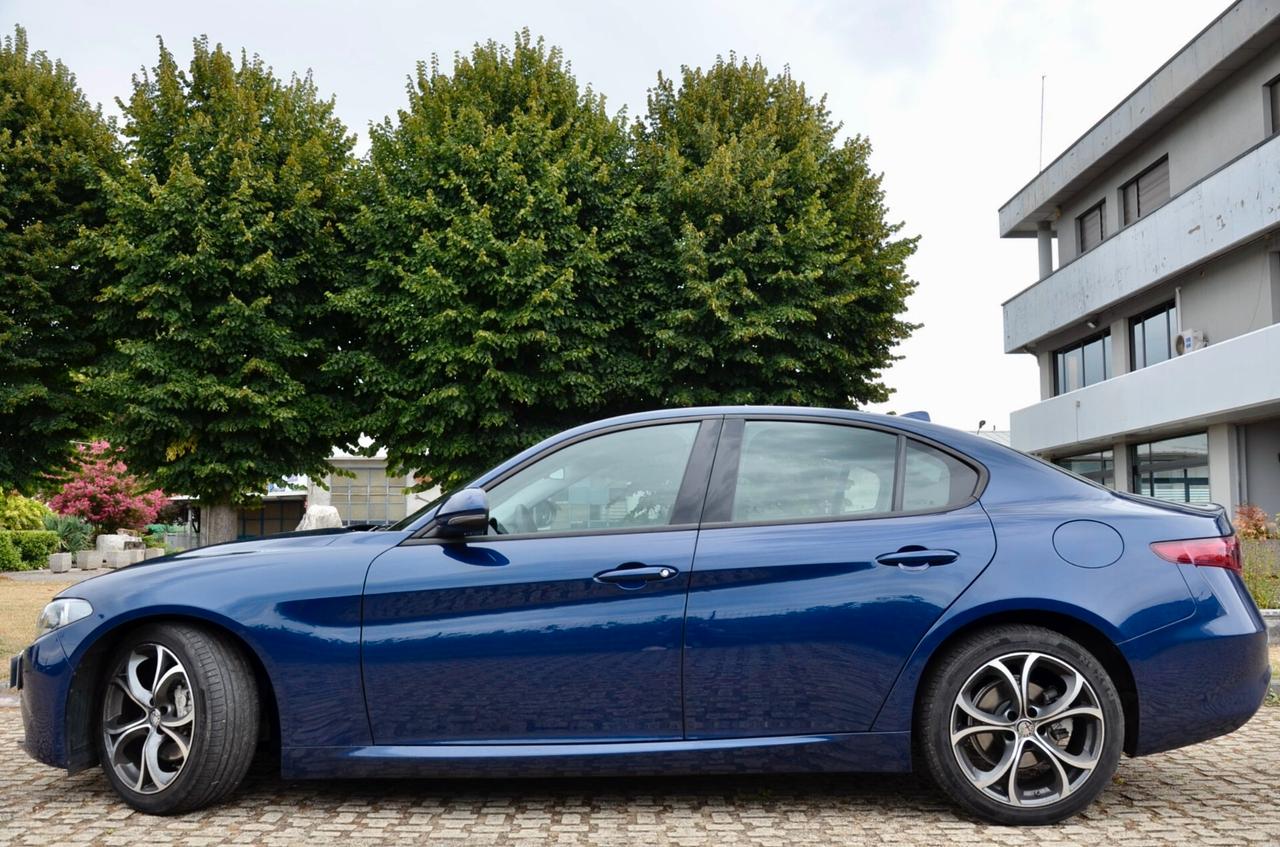 ALFA ROMEO GIULIA 2.2 BUSINESS 150cv AUTO, UFF ITALIANA, EURO 6B, NAVI, 18", PERMUTE
