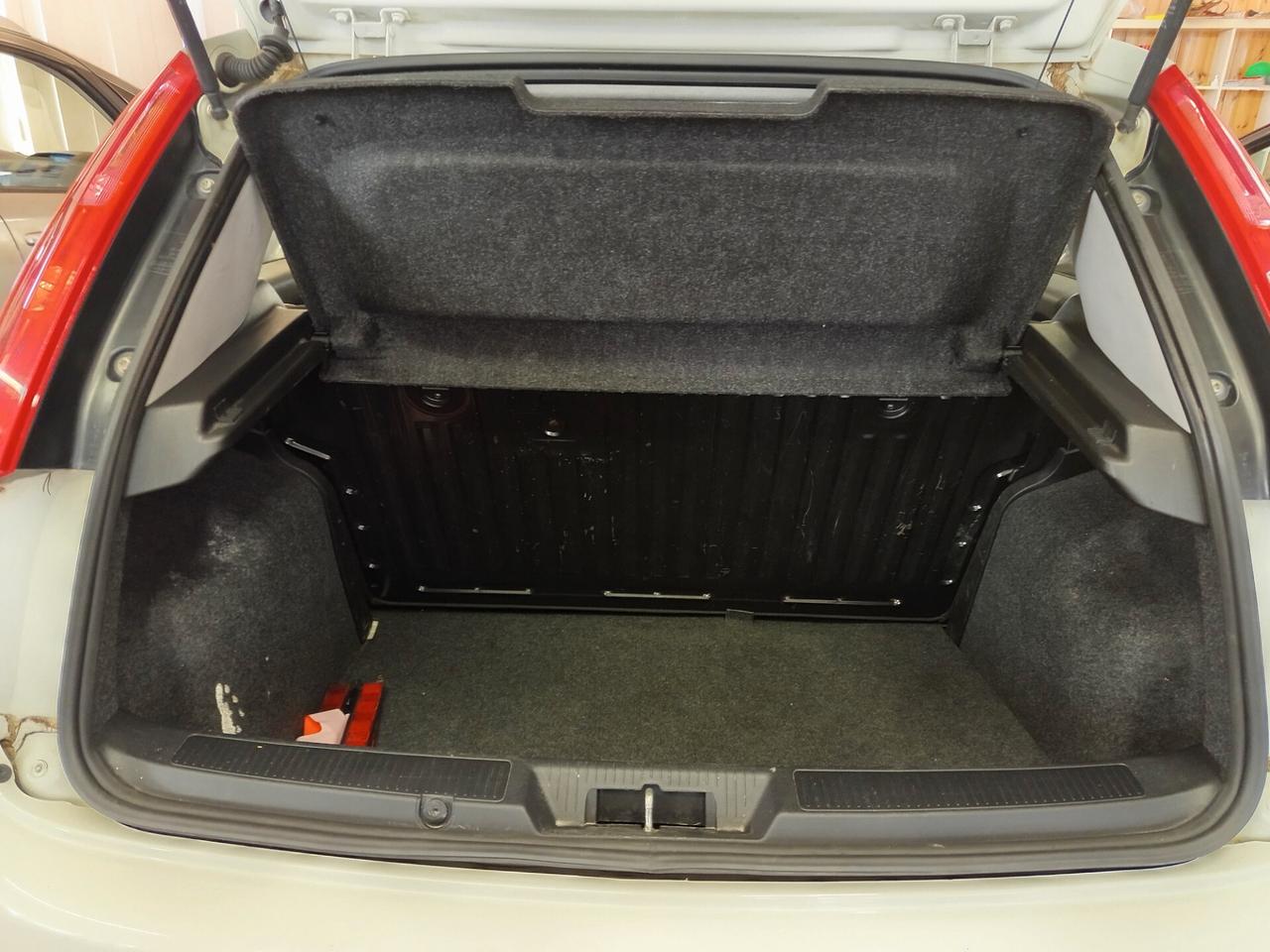 Fiat Grande Punto 1.2 benzina ok neopatentati
