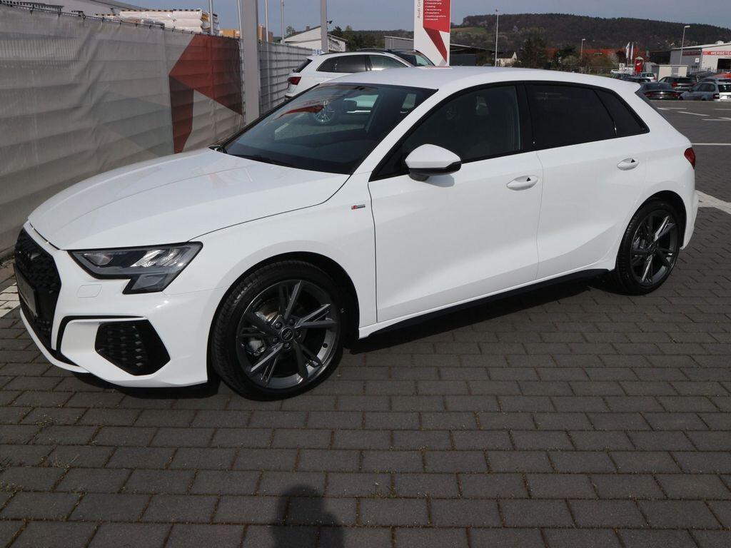 AUDI A3 2.0 TDI AUT S.B S LINE VARIE