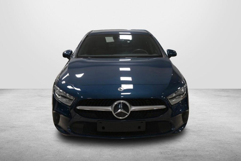 MERCEDES-BENZ A 160D 95CV 6M. BUSINESS SOLUTION ( NAVI PREMIUM - CRUISE - PELLE - PARK ASSIST - TELECAMERA POST. )