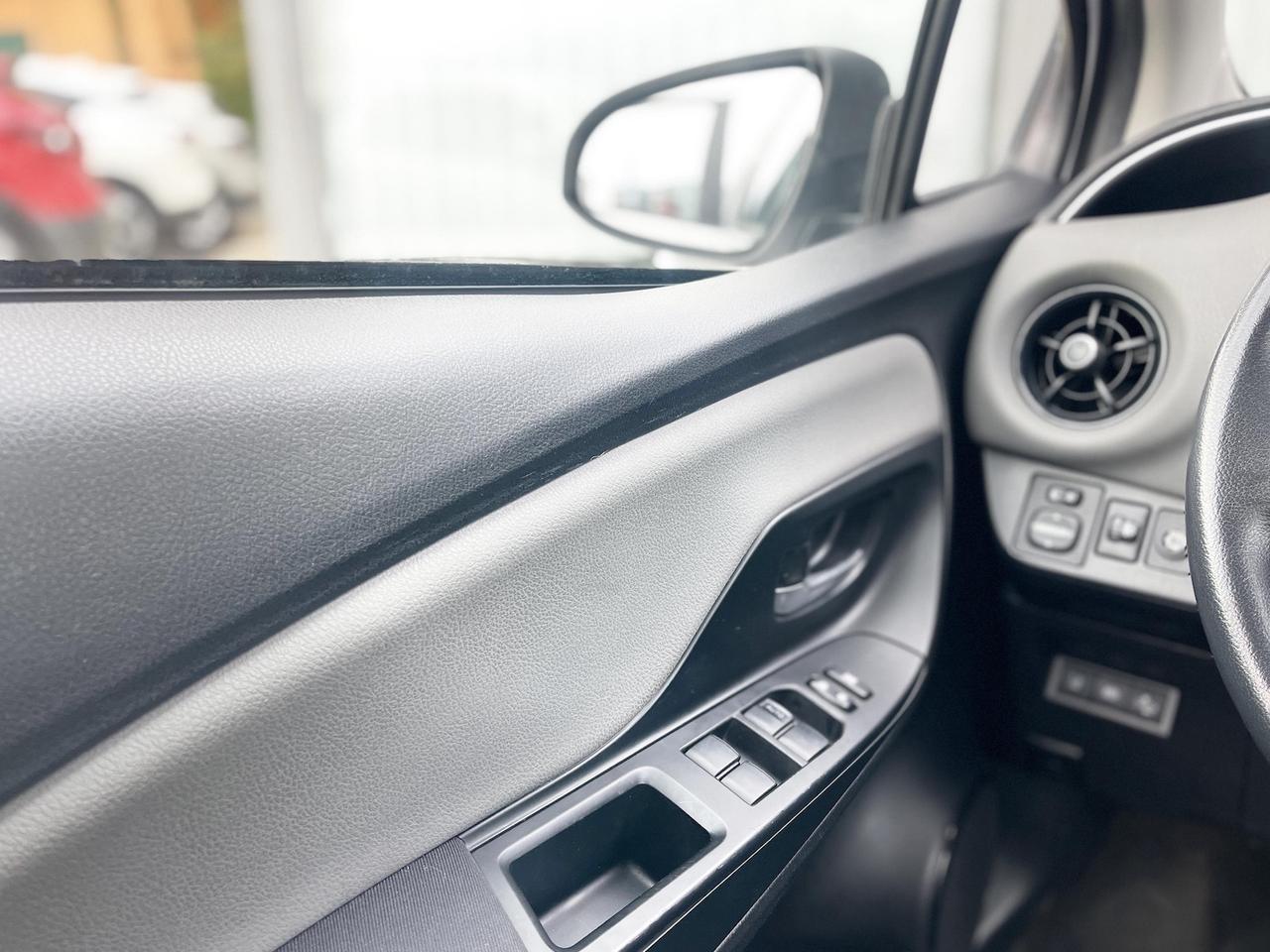 Toyota Yaris 1.5 Hybrid Automatica 73CV E6 Neo - 2018