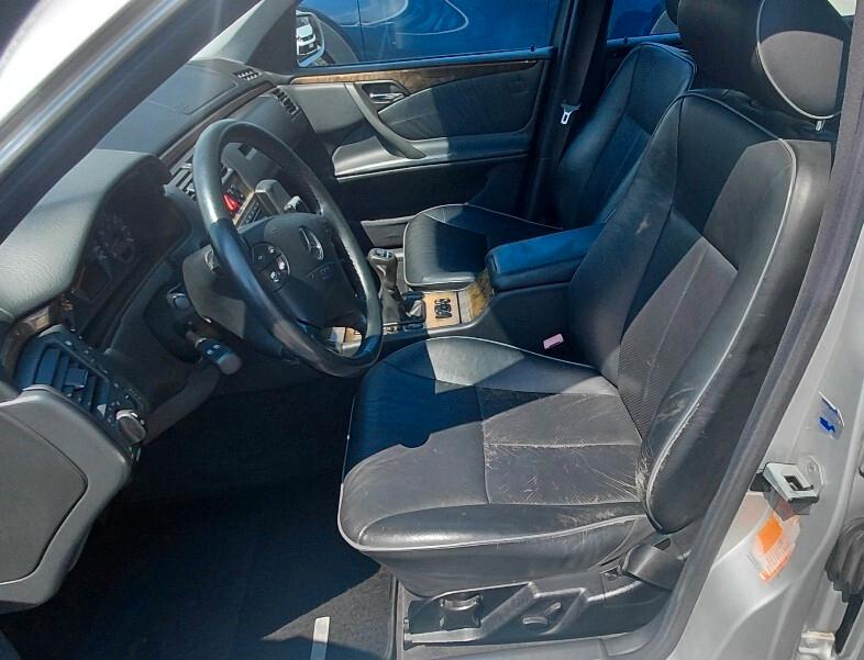 E 200 Kompressor cat Avantgarde