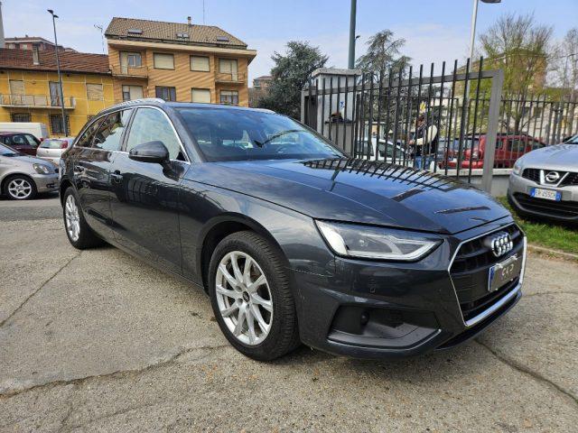 AUDI A4 Avant 30 TDI/136 CV S tronic