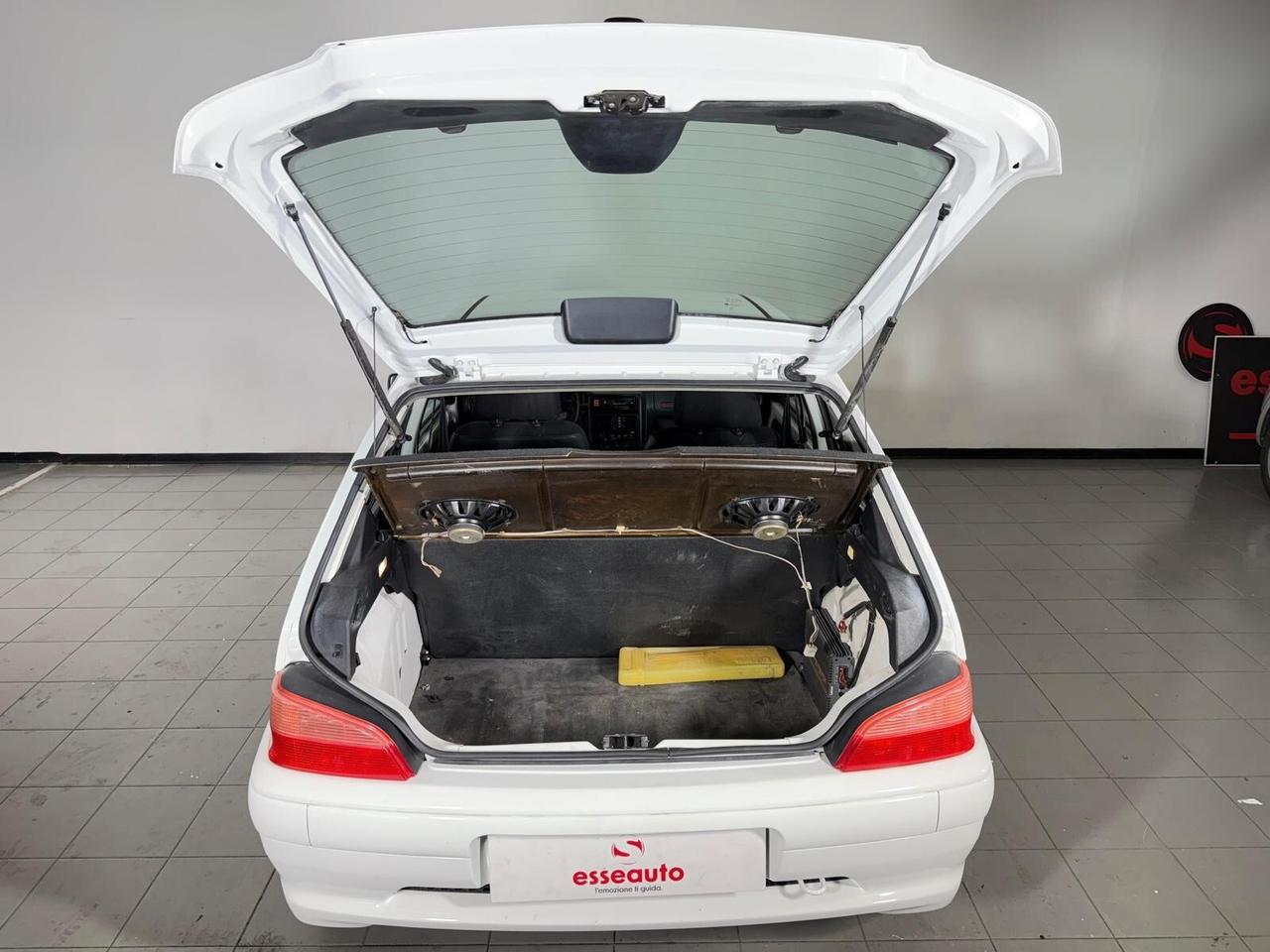 Peugeot 106 rallye 1.6 8 valvole