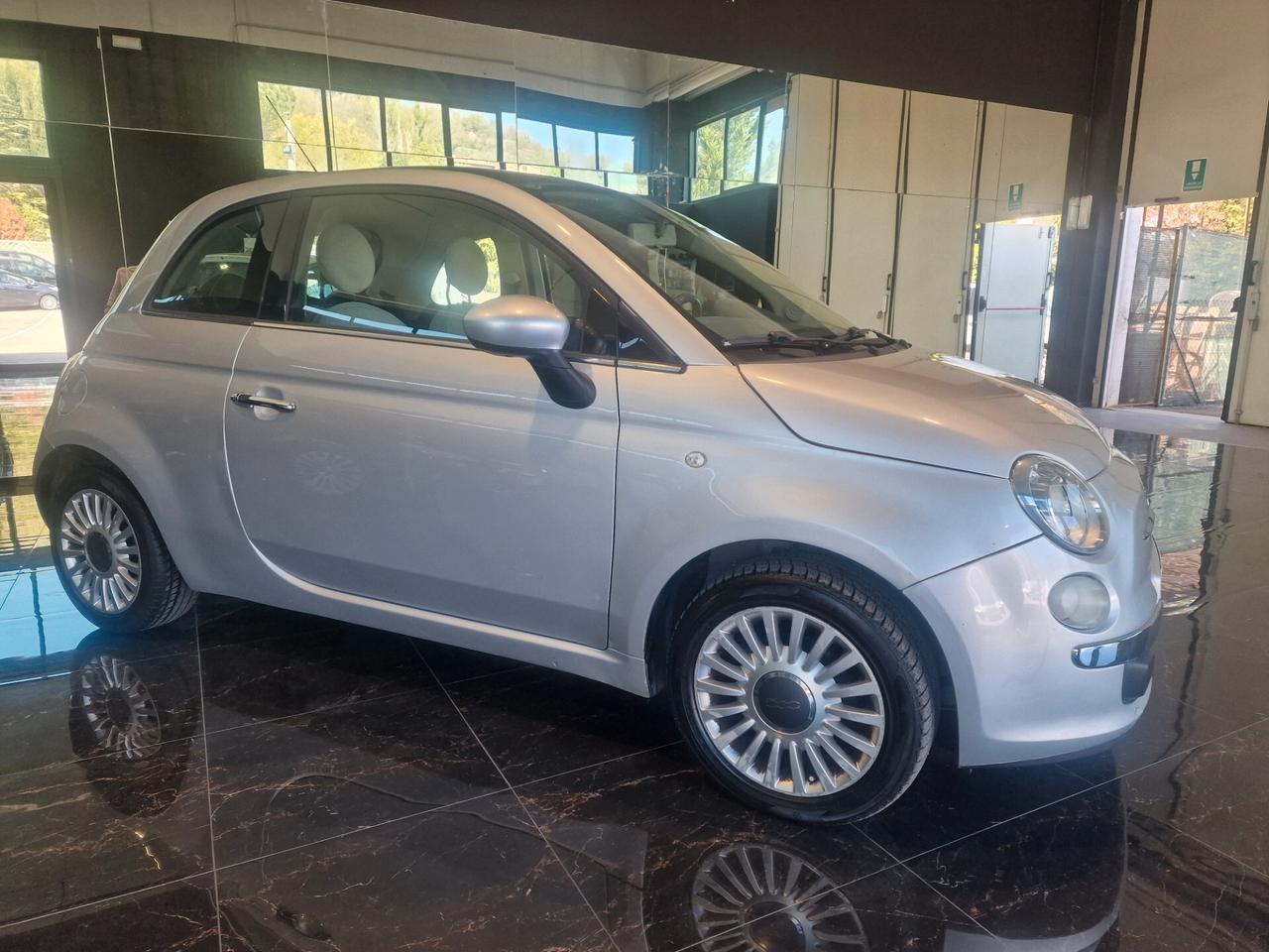 Fiat 500 1.2 BENZINA-GPL ok neopatentati