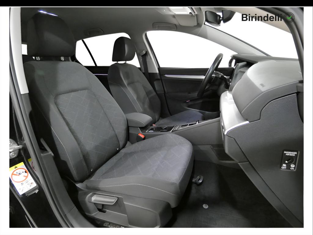 VOLKSWAGEN Golf 8ª serie - Golf 2.0 TDI 150 CV DSG SCR Life