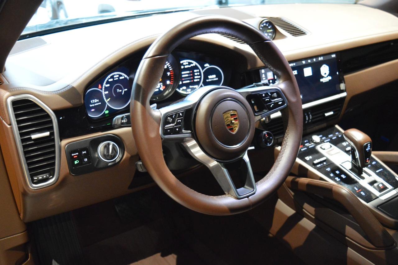 Porsche Cayenne Coupé 3.0 V6 E-Hybrid