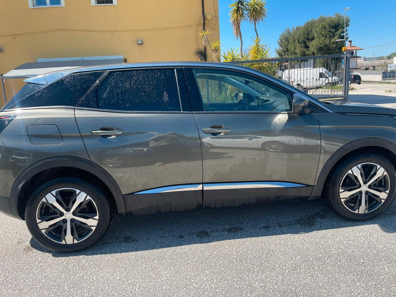 Peugeot 3008 BlueHDi 130 S&S EAT8 Allure