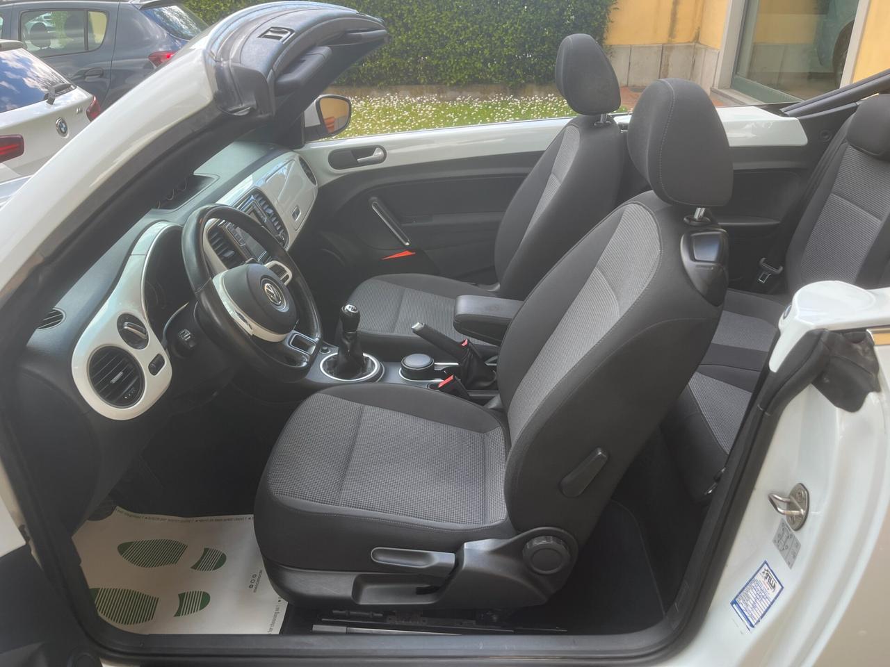 Volkswagen Maggiolino Cabrio 2.0 TDI Design BlueMotion Technology