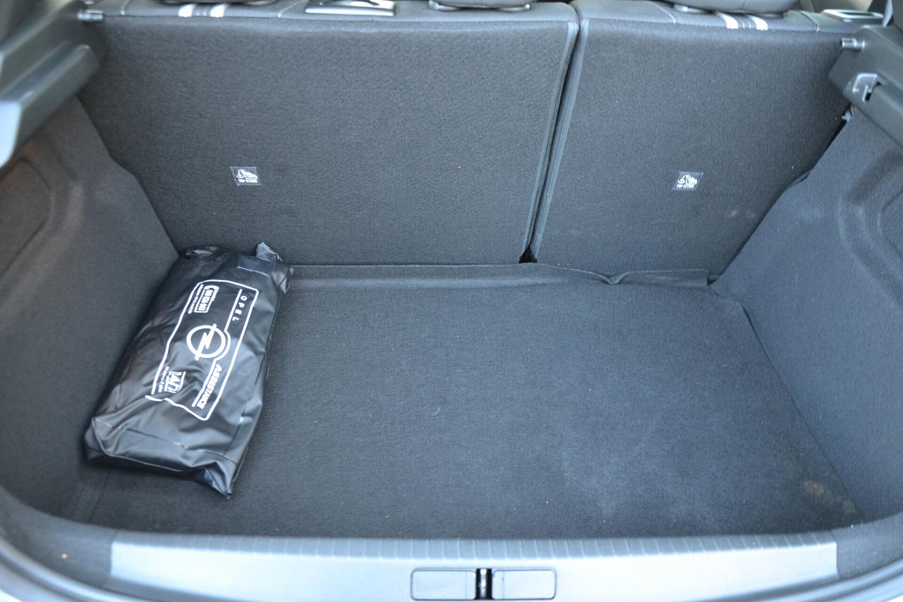 Opel Corsa 1.2 100CV GS PELLE+NAVI+RCAM+FARI MATRIX+CERCHI